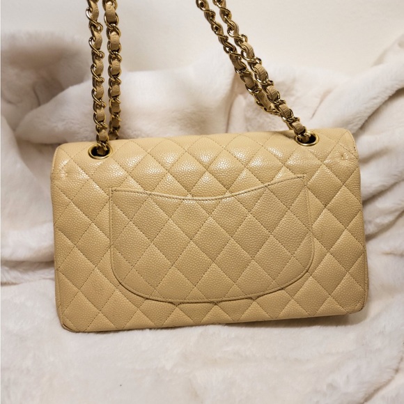 Chanel beige medium classic flap gold hardware - Picture 2 of 16